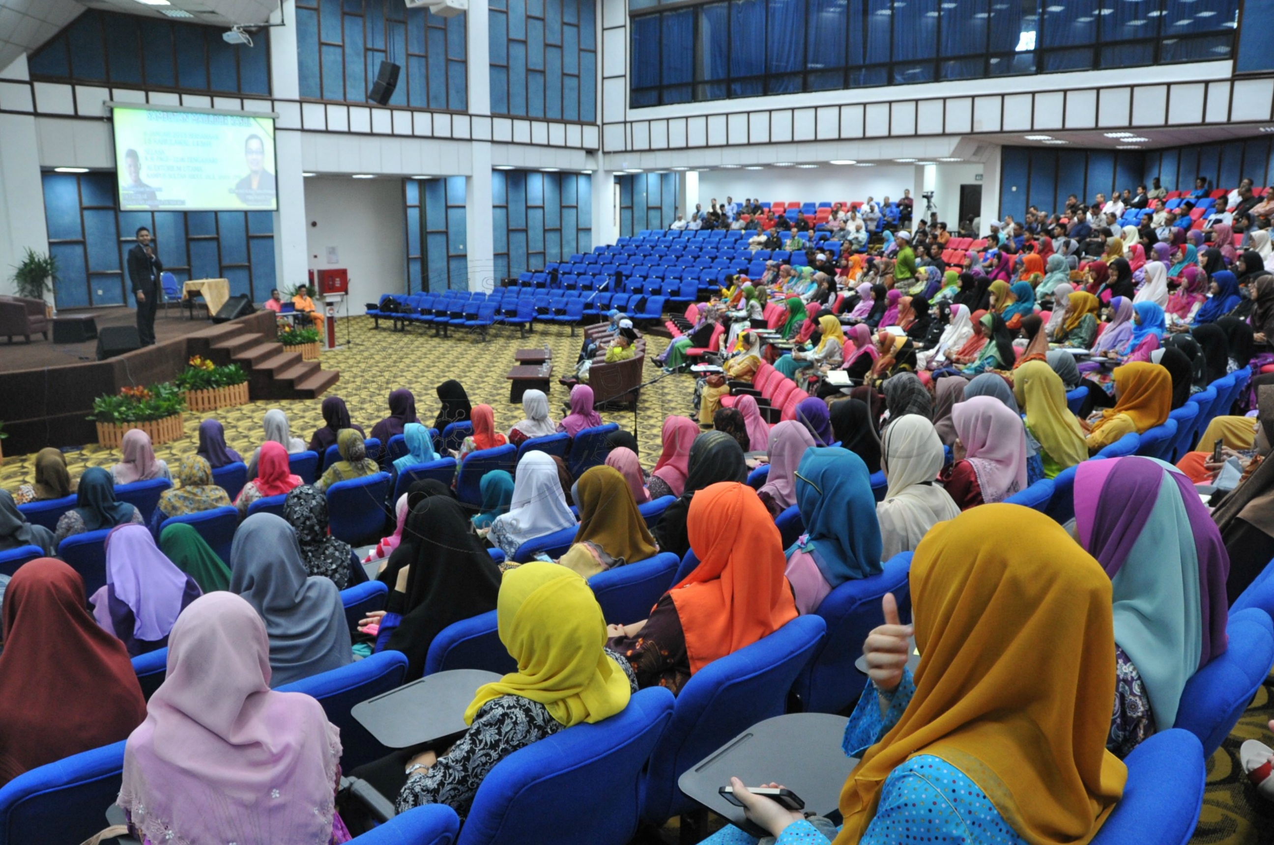 PRO 15 2 MAULIDUR PRO 4157